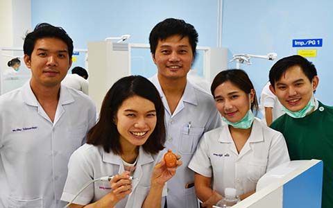 "VarioSurg3 Piezo Surgery Hands-on" ร่วมกับอาจารย์และนักศึกษา คณะทันตแพทยศาสตร์ มหาวิทยาลัยมหิดล
