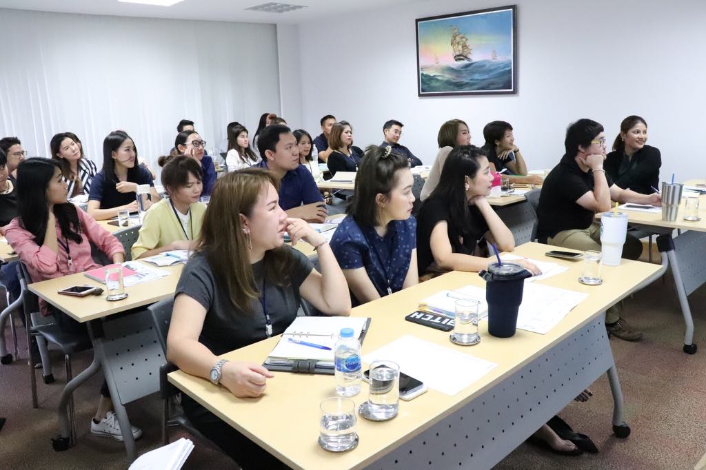 อบรมผลิตภัณฑ์แบรนด์ PROSEPT ให้พนักงานขายบริษัท เอ็มมีเน้นซ์ อินเตอร์เนชั่นแนล จำกัด