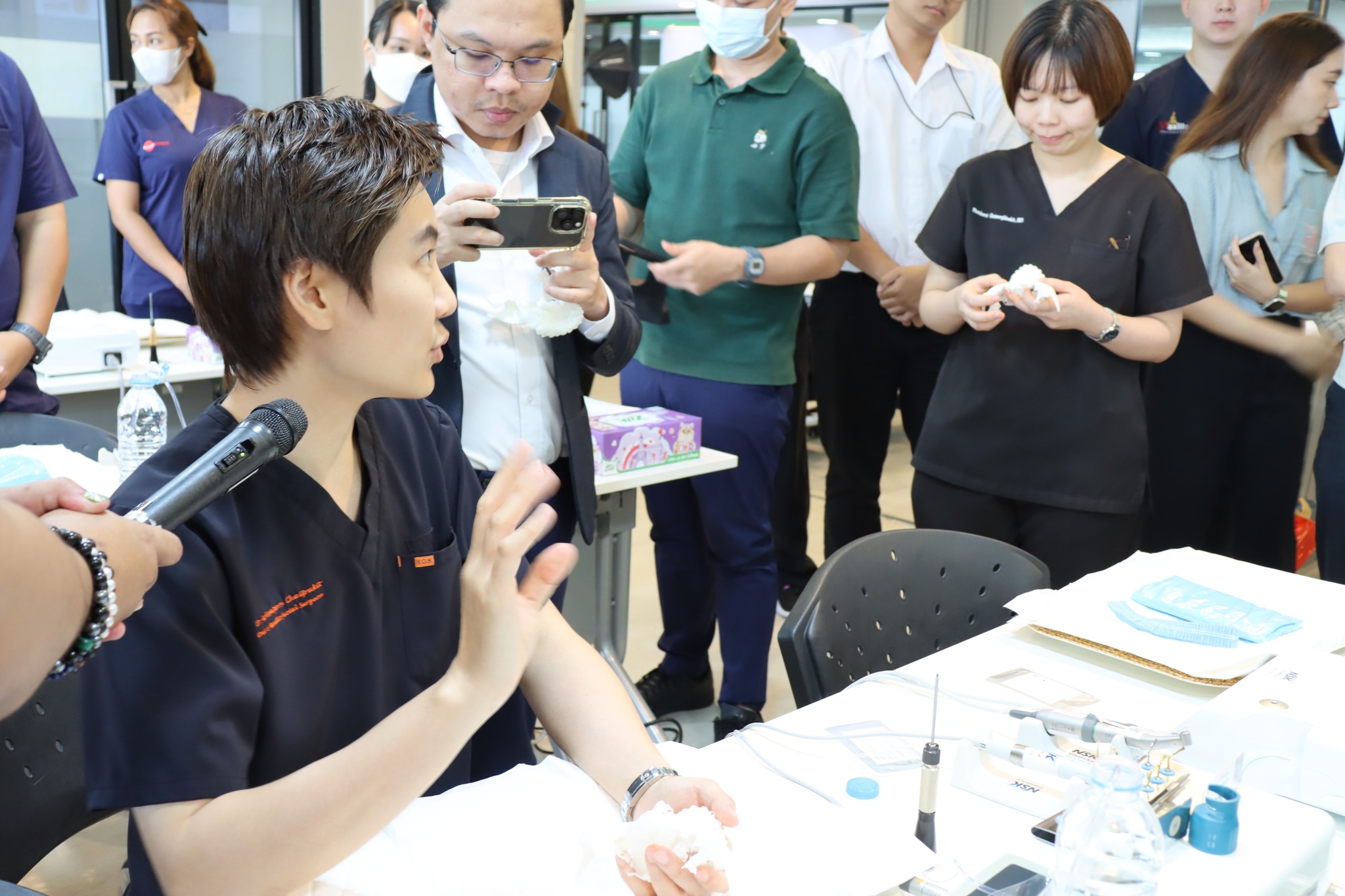 Eminence ร่วมกับ ม.ธรรมศาสตร์ จัดสัมมนาเทคนิคผ่าตัดขากรรไกร 